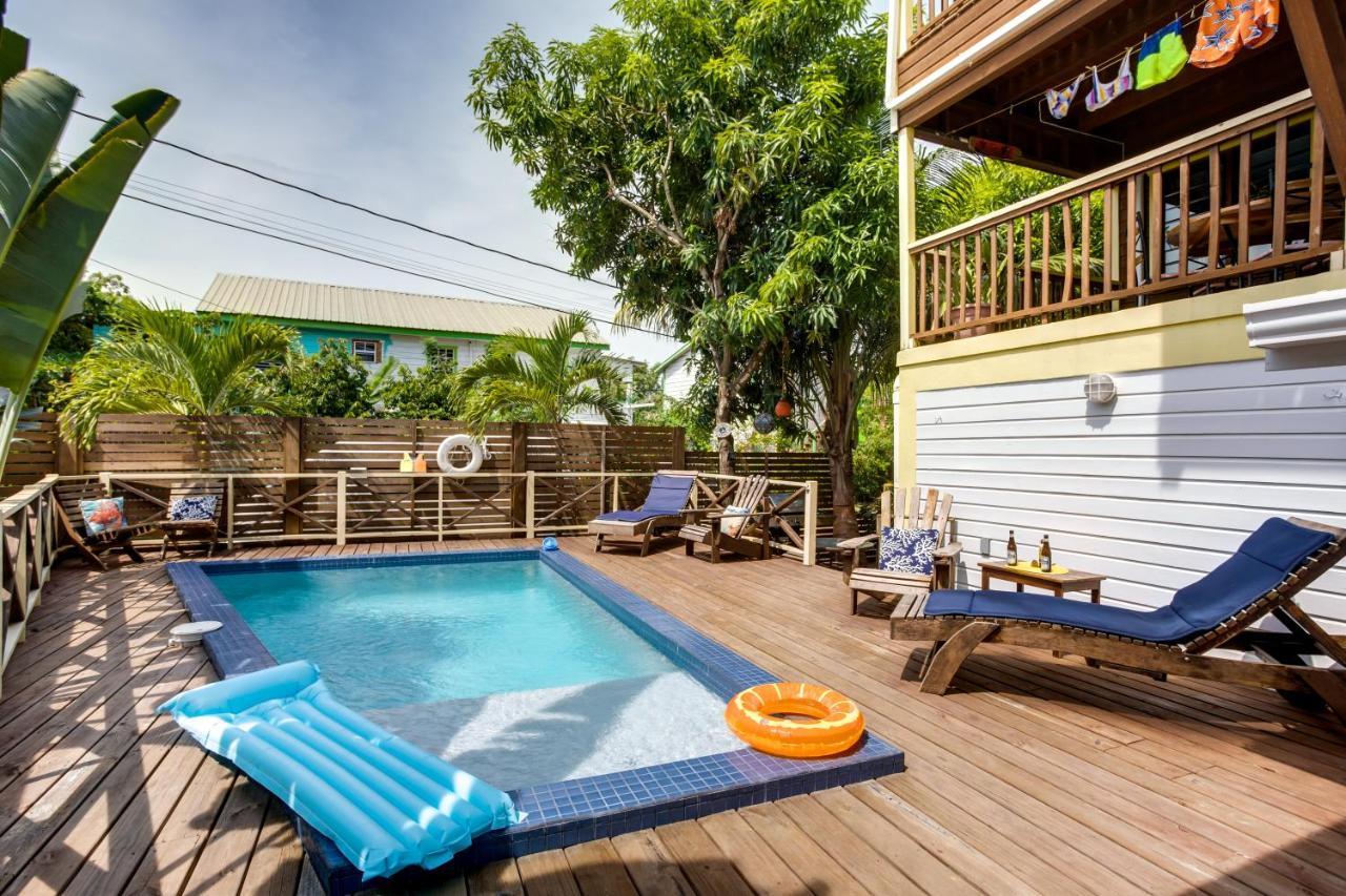 Driftwood Gardens Guesthouse Placencia エクステリア 写真