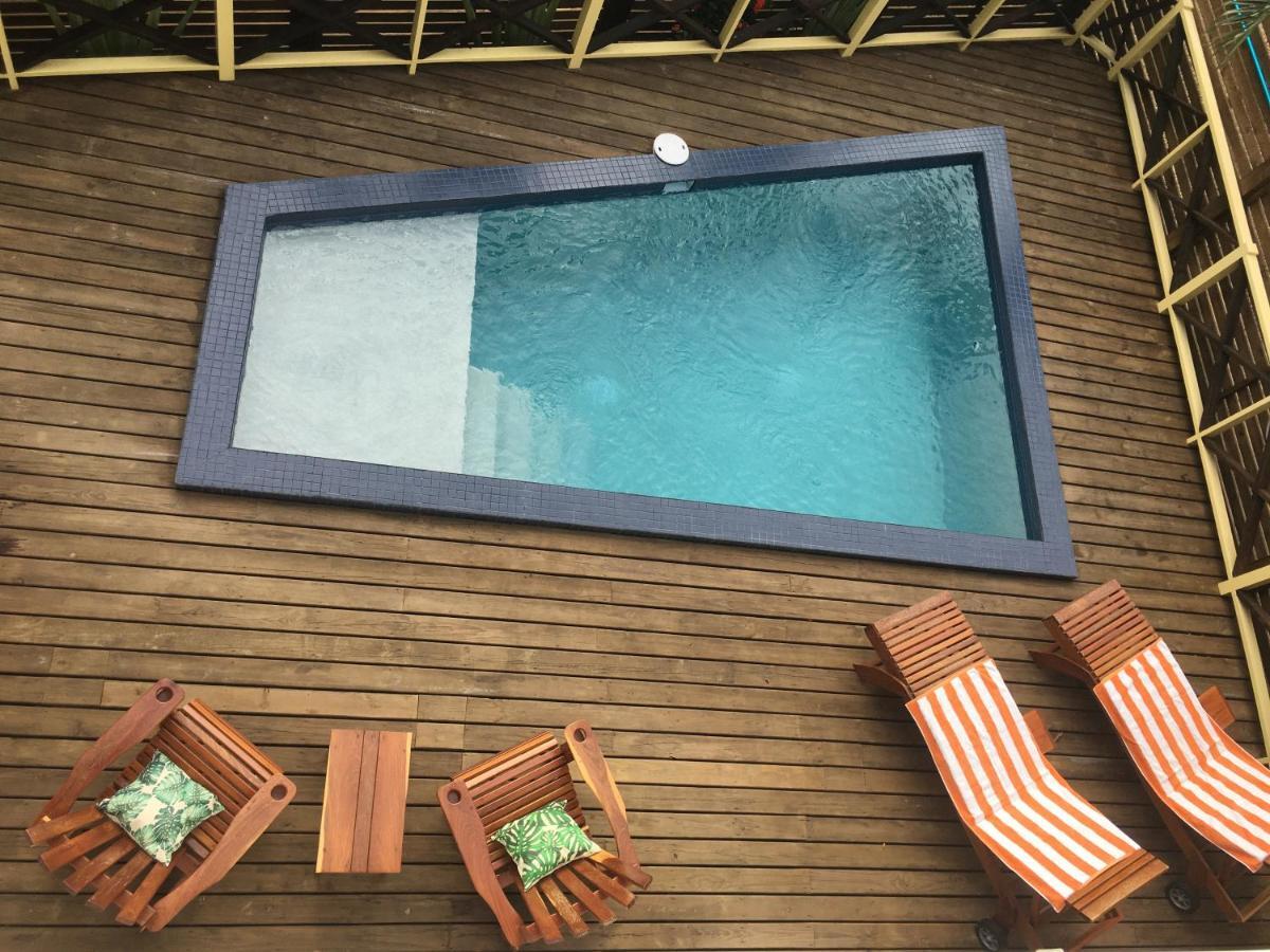Driftwood Gardens Guesthouse Placencia エクステリア 写真